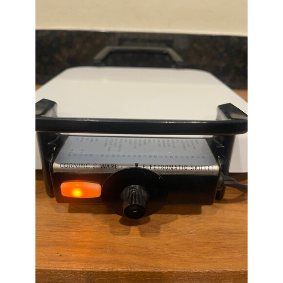 Vintage Corning Ware Electromatic Skillet - Picture 4 of 7